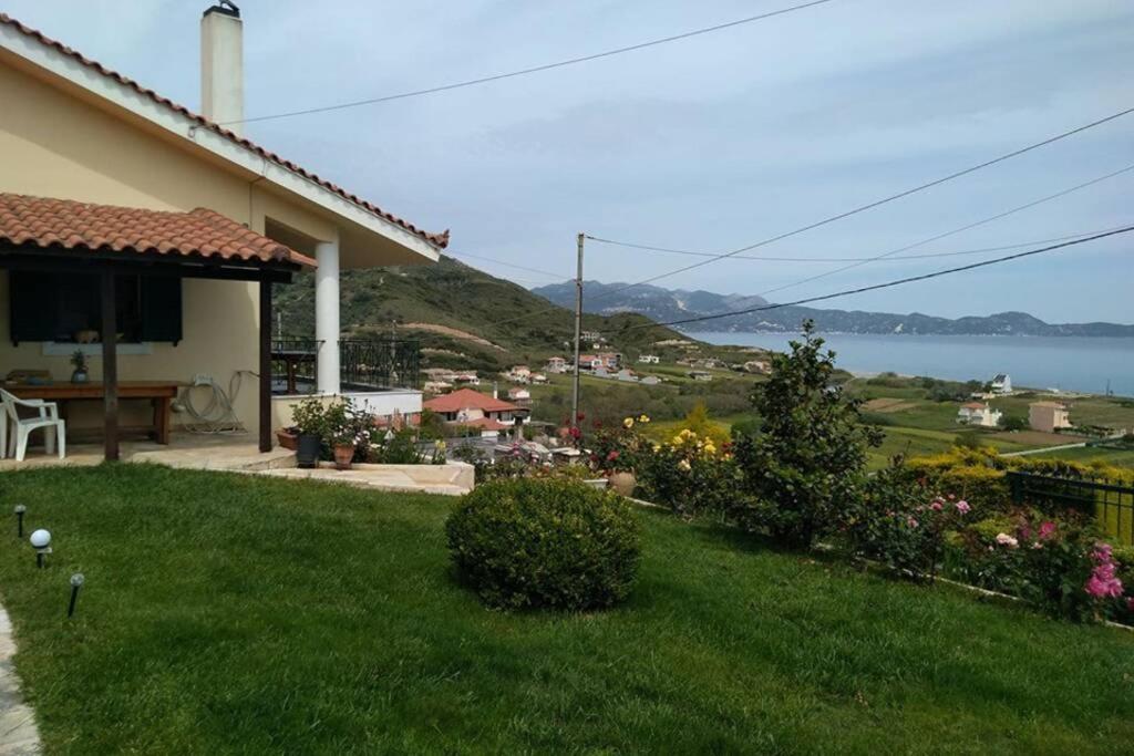 Villa Roses-Mourteri Exterior foto